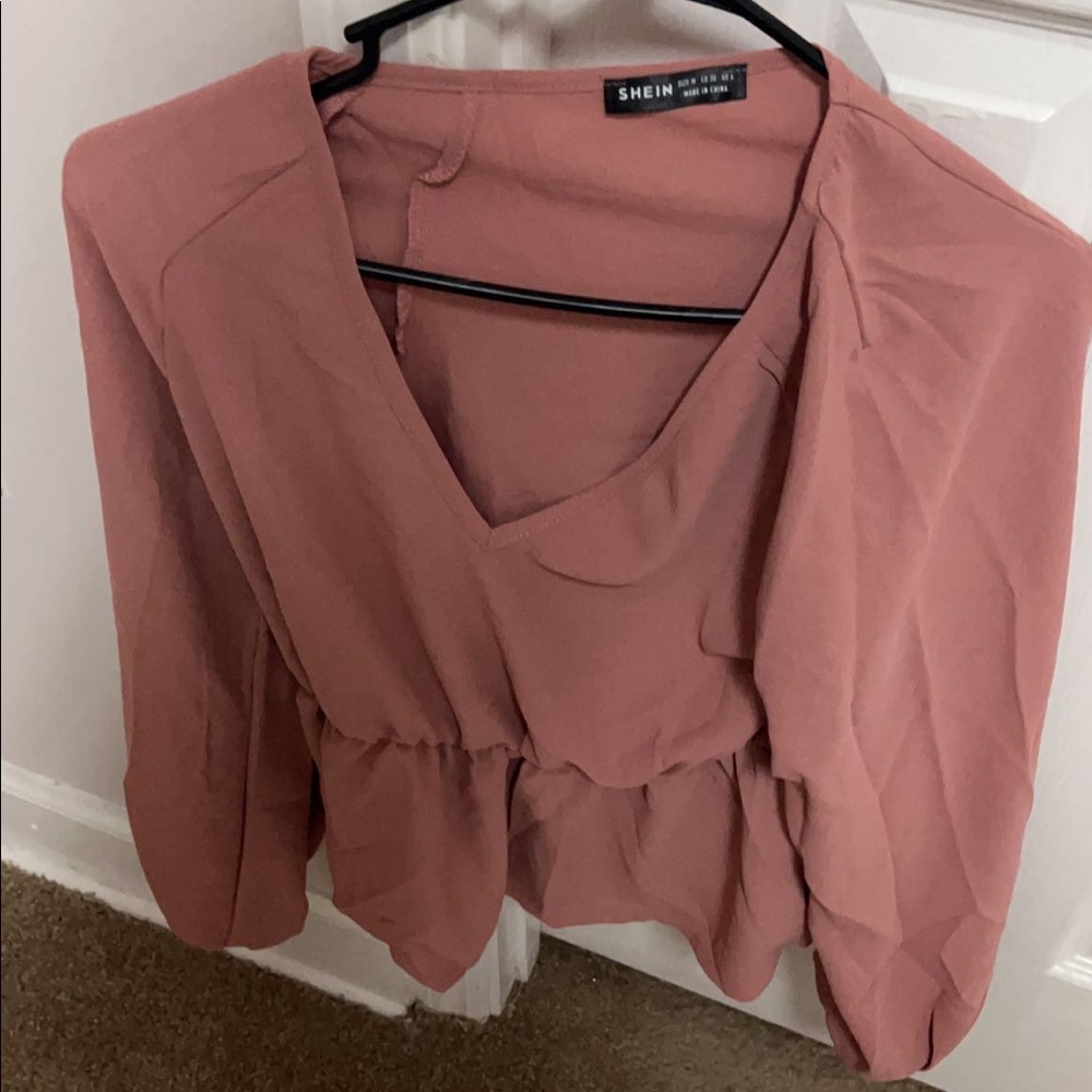 Office attire - Picture 4 of 10